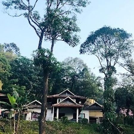 Danny'S Den Villa มาดิเครี ภายนอก รูปภาพ