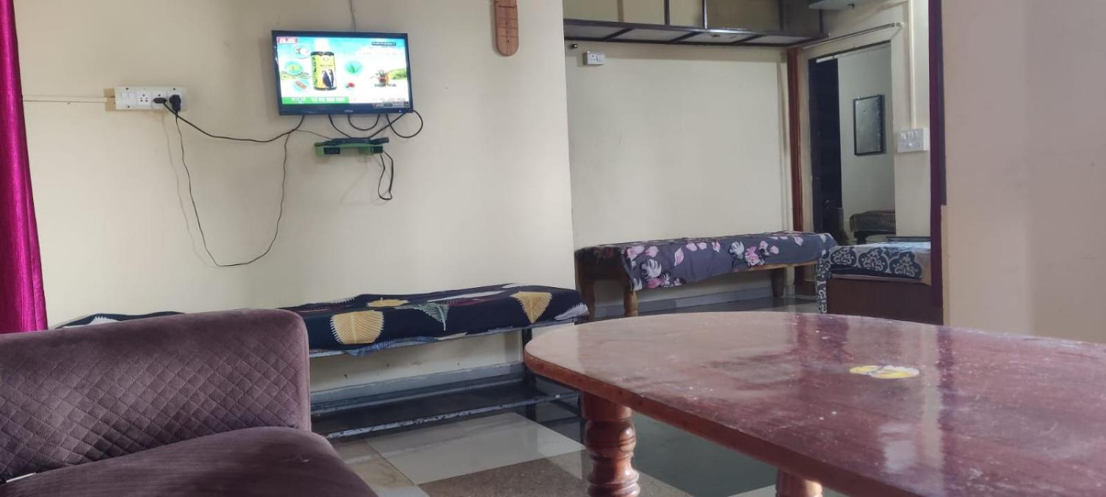 Danny'S Den Villa มาดิเครี ภายนอก รูปภาพ